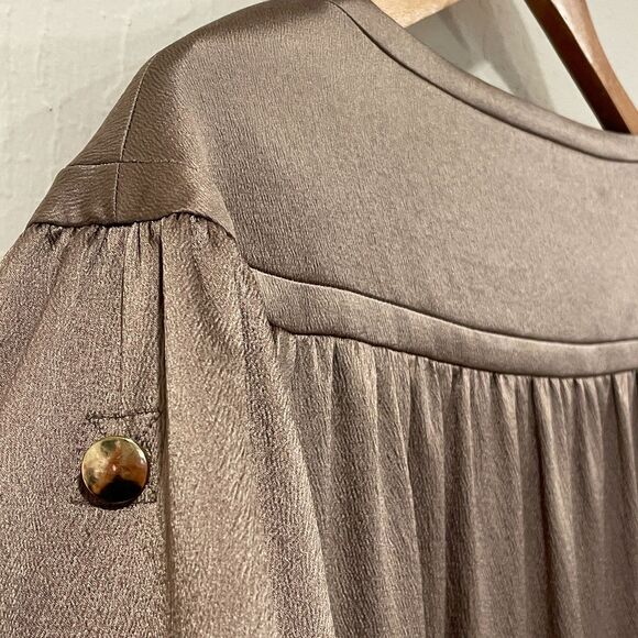 ~ Diane von Furstenberg 4 Raton Stretch Silk Blend Blouse V-neck Bronze Top - Picture 4 of 16